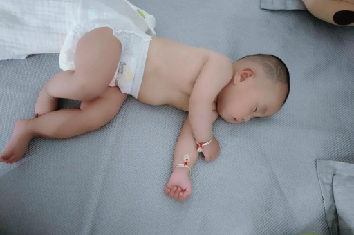 馆陶没满月的宝宝